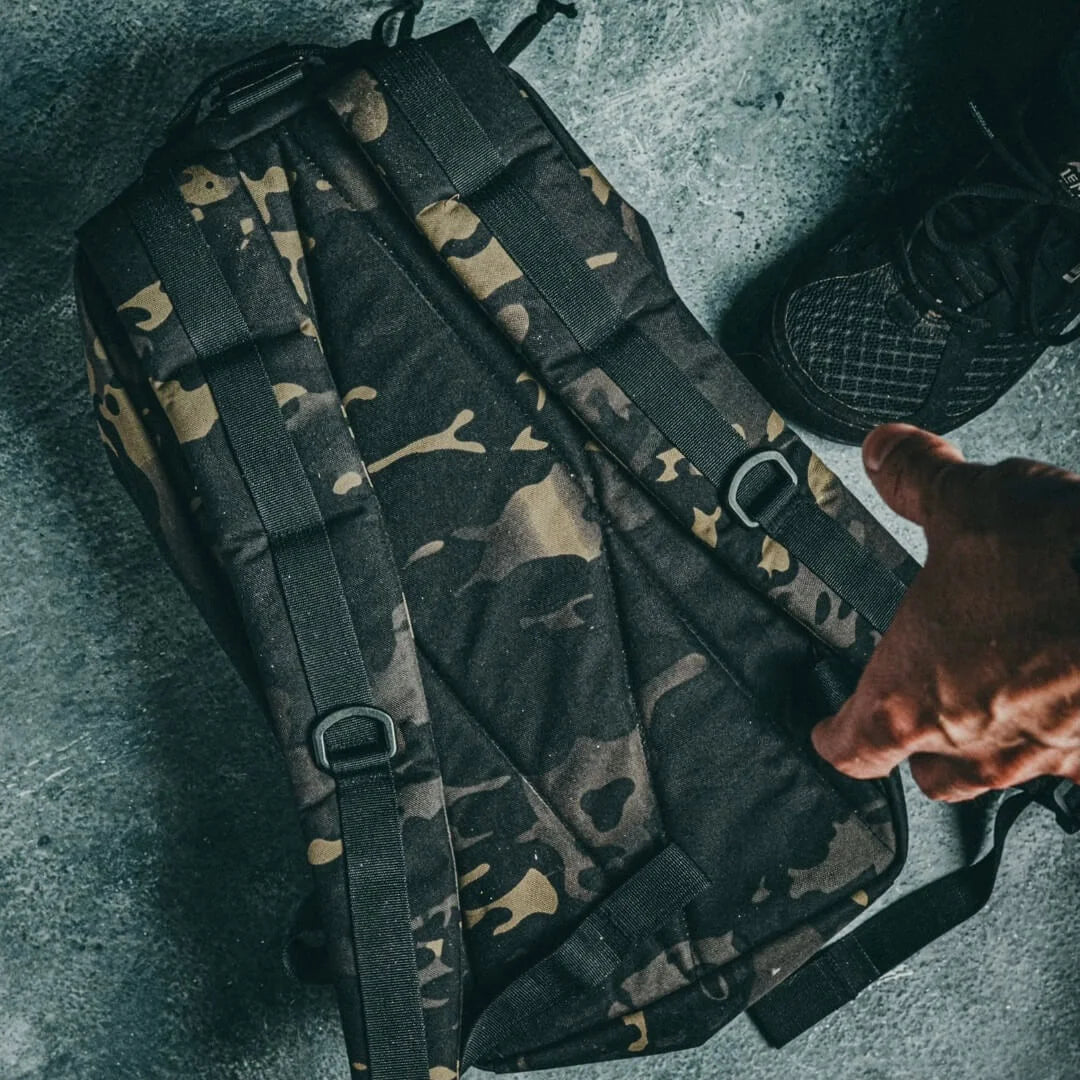 Recycled Firefighter 12 Hour pack in 12 hr mcamblk. Streamlined design handles half-day missions without bulk.