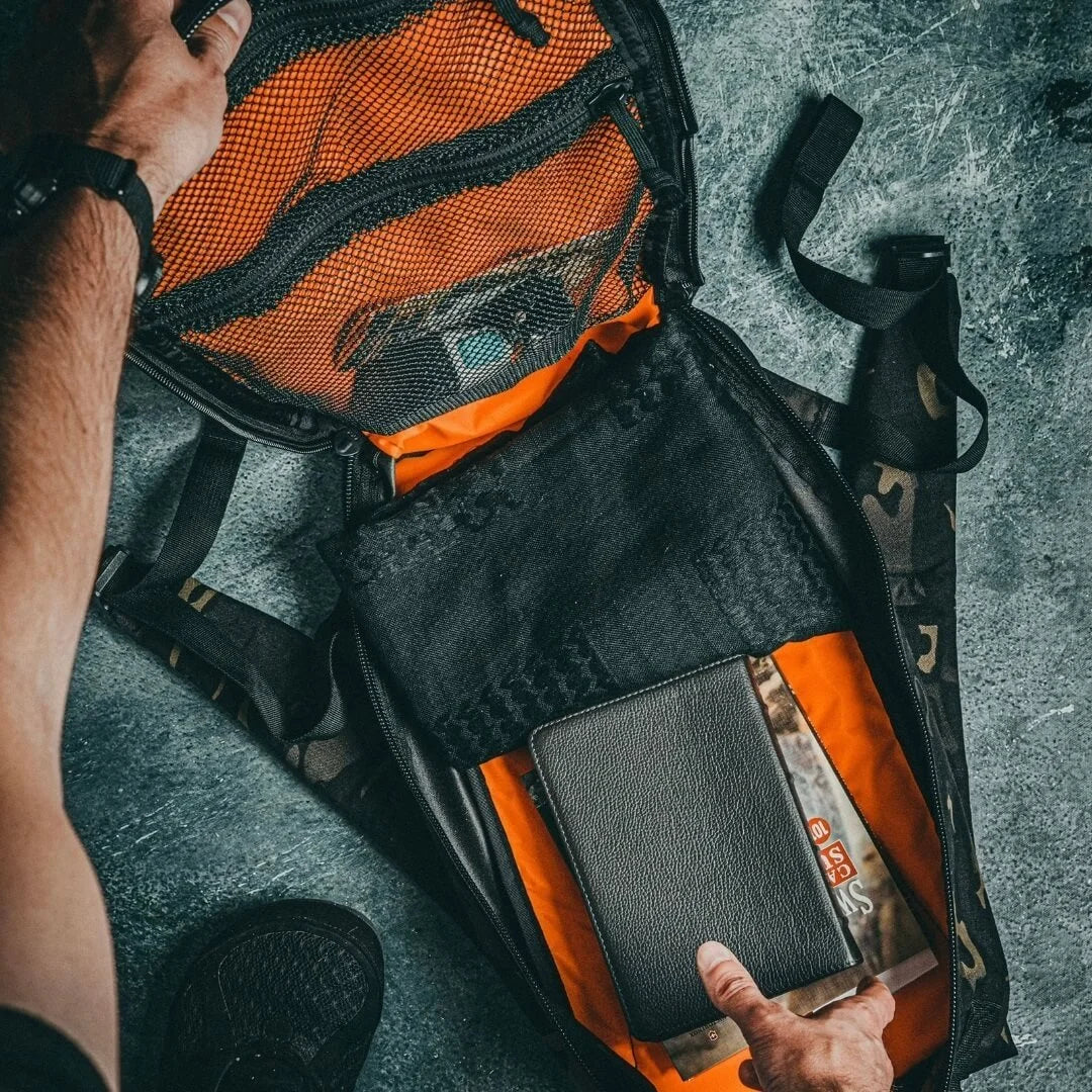 Recycled Firefighter 12 Hour pack in 12 hr mcamblk. Streamlined design handles half-day missions without bulk.