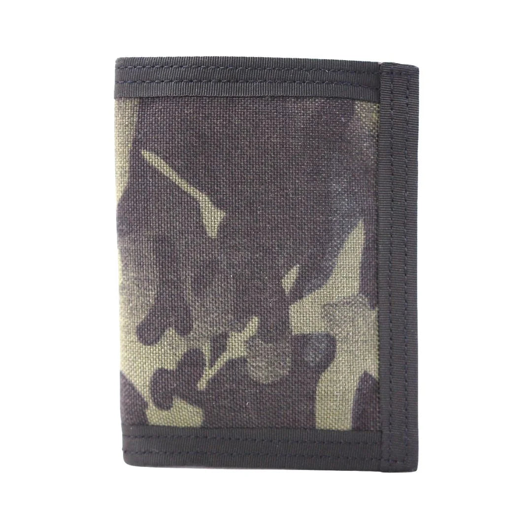 Captain Wallet 1000D Cordura by Recycled Firefighter - Multicamblack 1000D. Reliable tactical gear for professional daily operations.