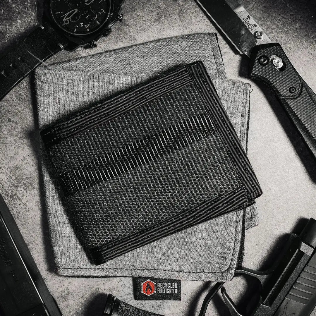 The black fire hose edition Lieutenant Wallet Firehose from Recycled Firefighter. Tactical quality designed for demanding professionals.