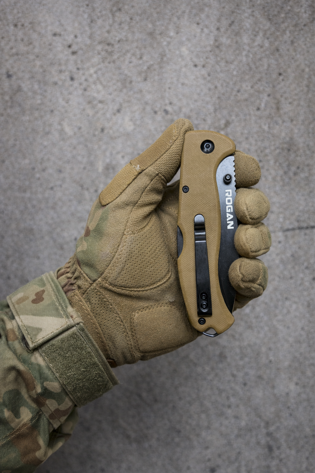 ROGUE Folding Knife-Gen 1 (Coyote/Black)