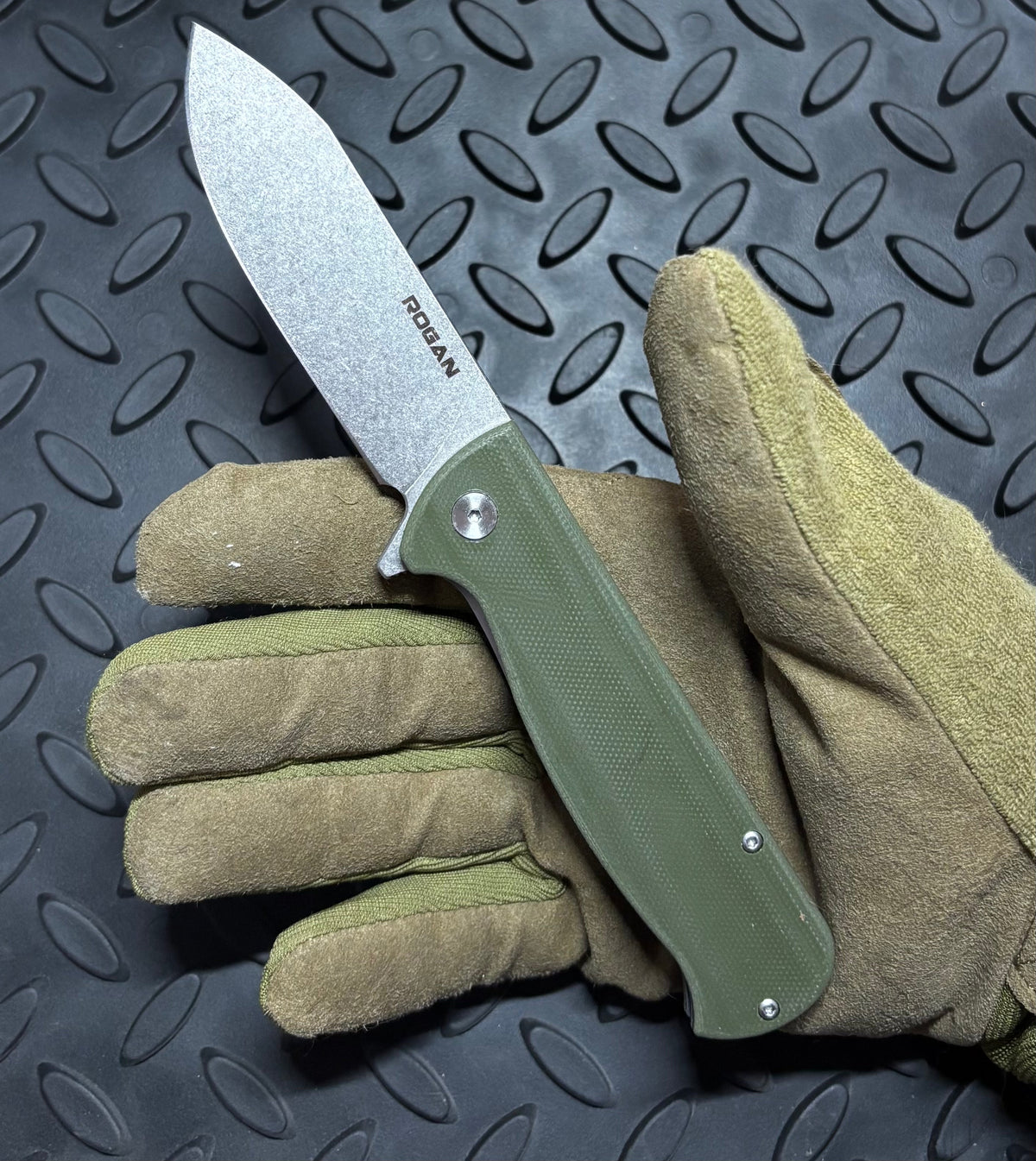 RHINO Folding Knife (Stonewash/ OD Green)