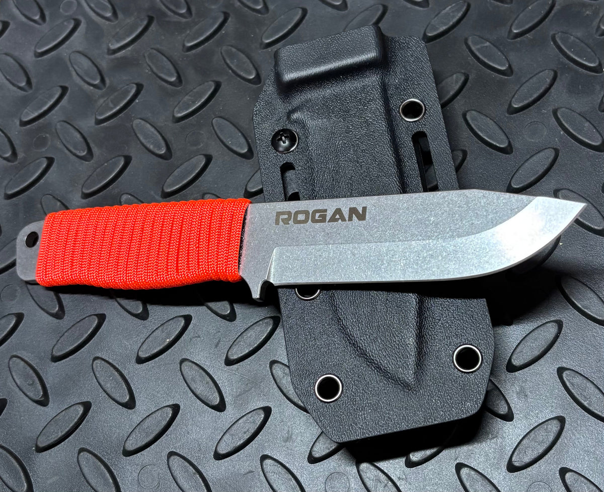 RFK-PRO Comes with sheath and belt clip.