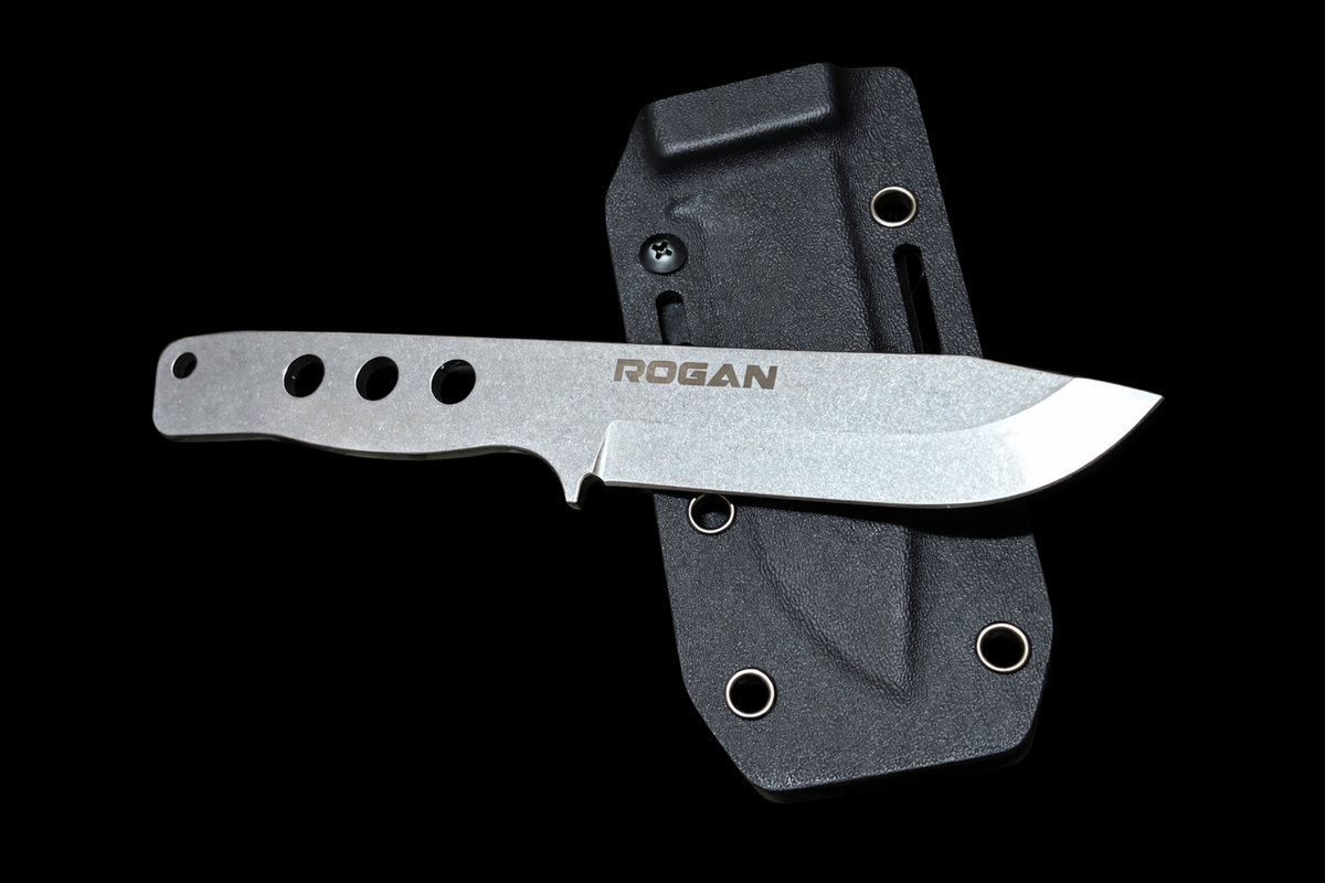 RFK-PRO Comes with sheath and belt clip.