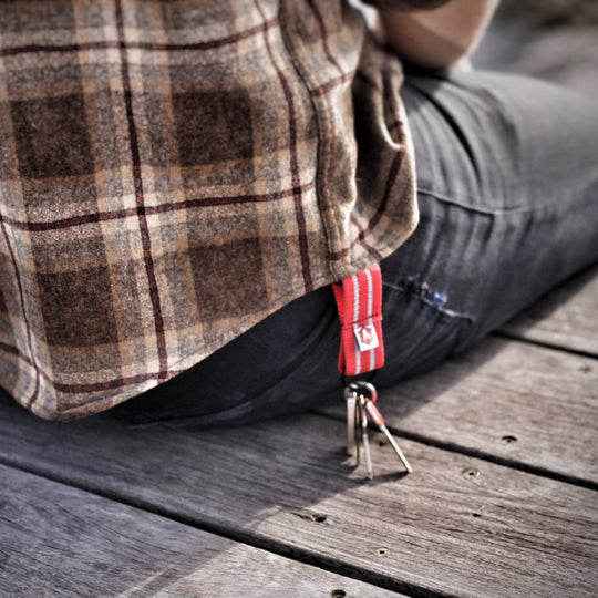 The Chauffeur - Durable keychain clip Recycledfirefighter in Red